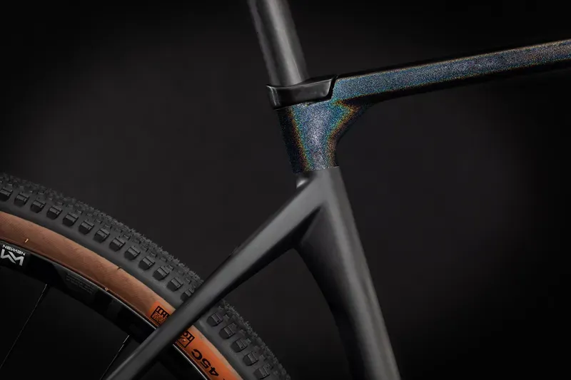 2021 Cube Nuroad C:62 SL Gravel Bike in Grey-3